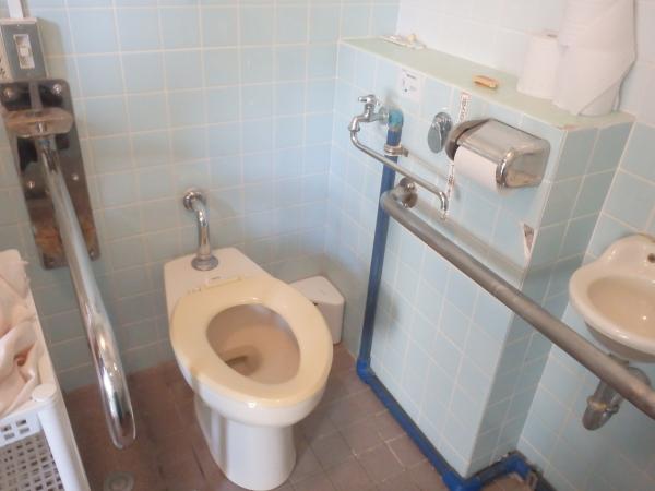 屋久島事務所トイレ便器