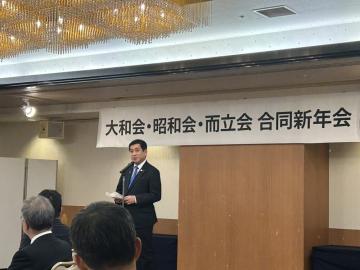 知事写真