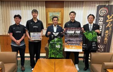 知事写真