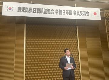 知事写真