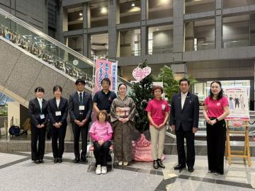 知事写真